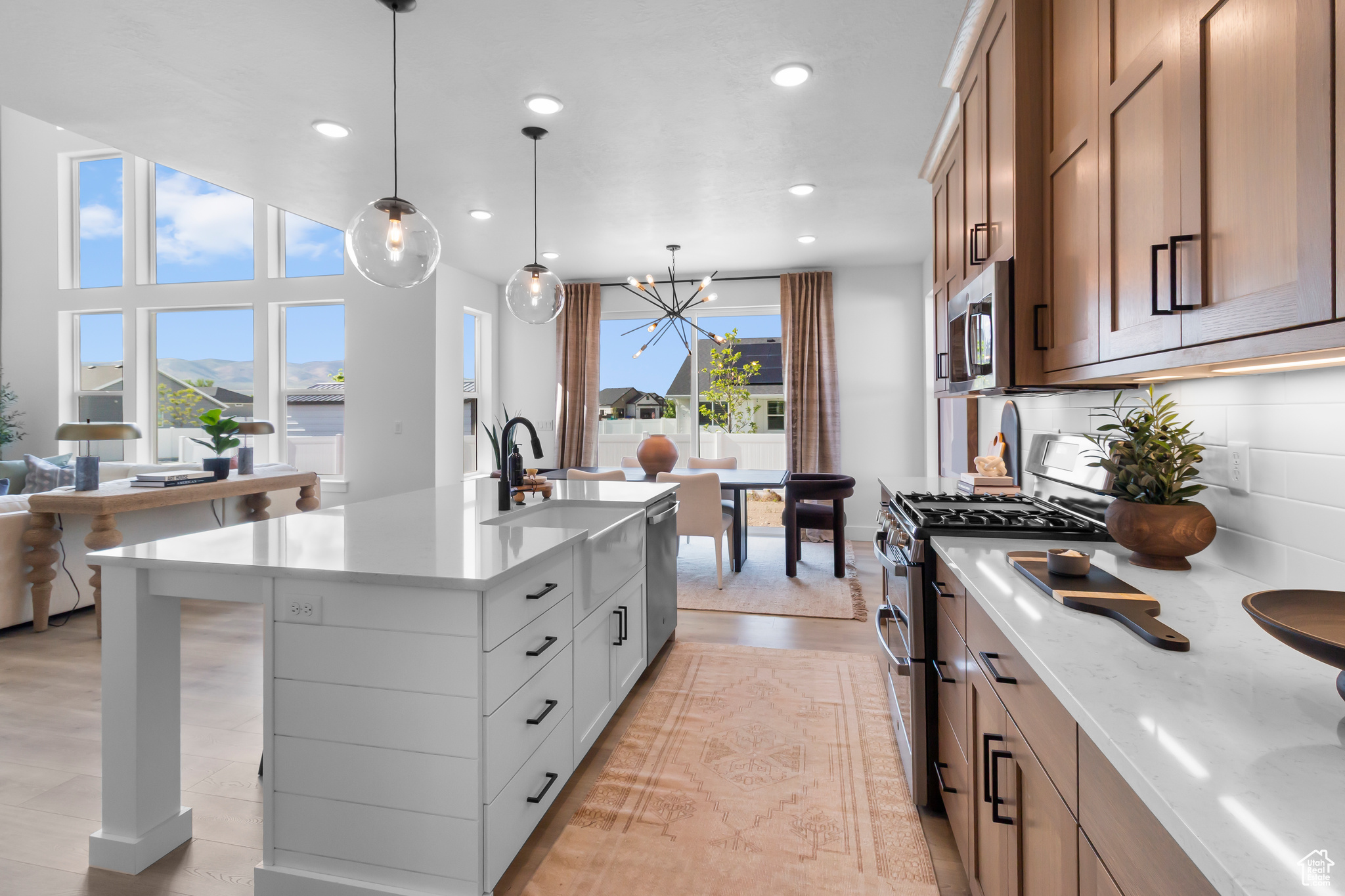 RIDGELINE PARK - Residential