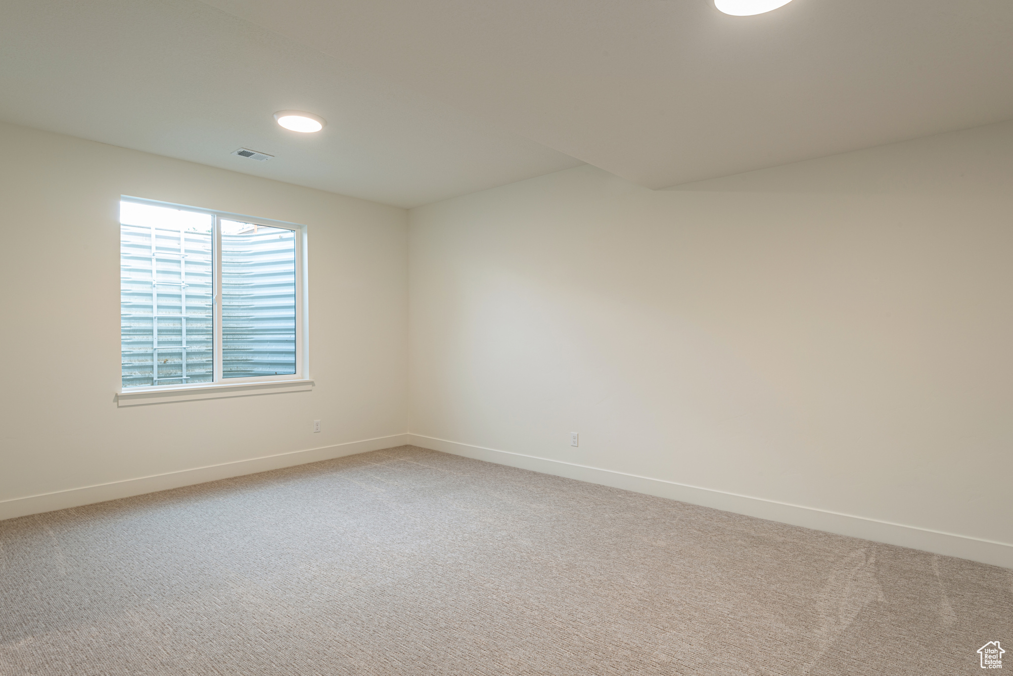 Sandy, Utah 84094, United States, 6 Bedrooms Bedrooms, ,5 BathroomsBathrooms,Residential,Active,10240