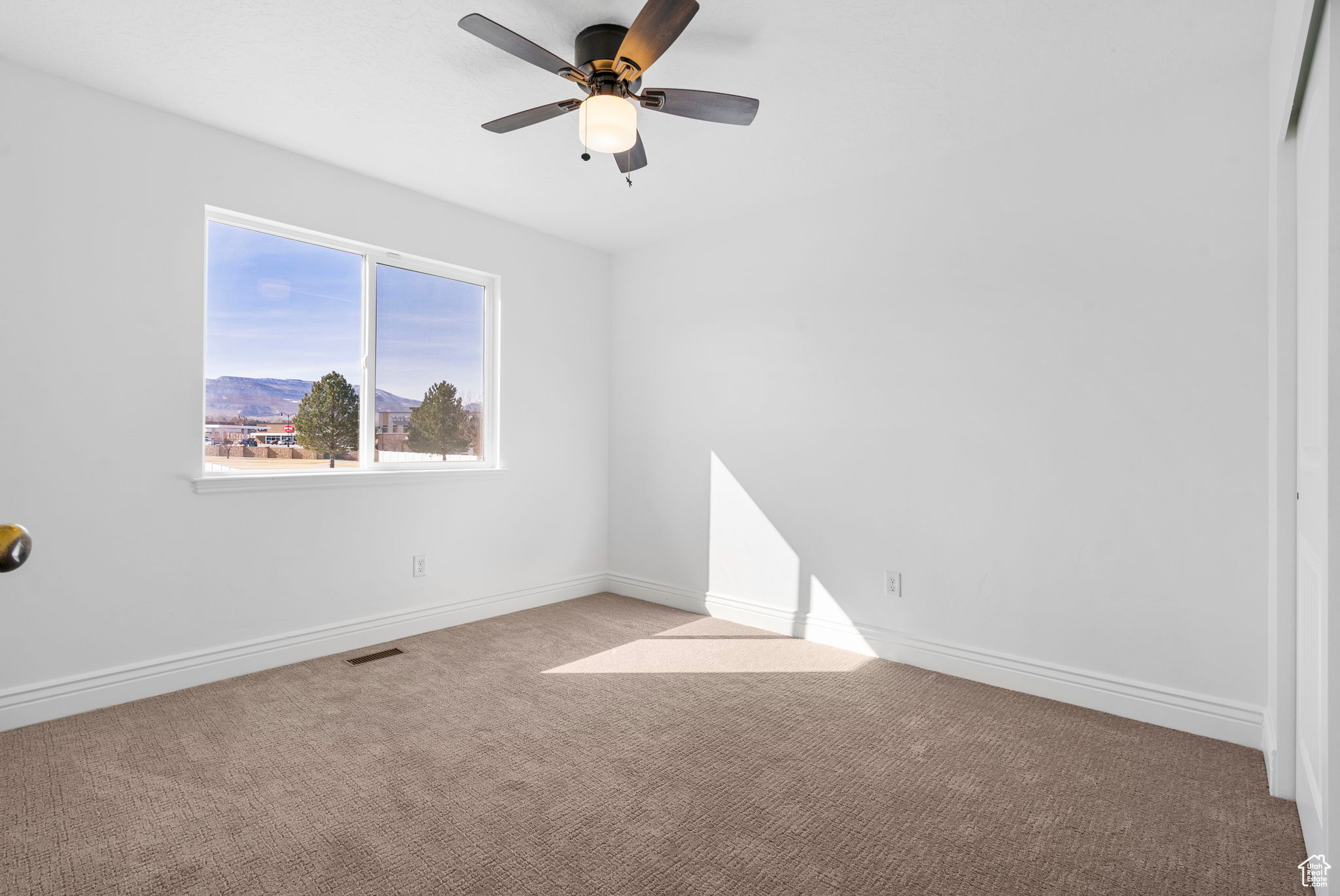 13062 S Padstow Ln, Herriman, Utah image 21