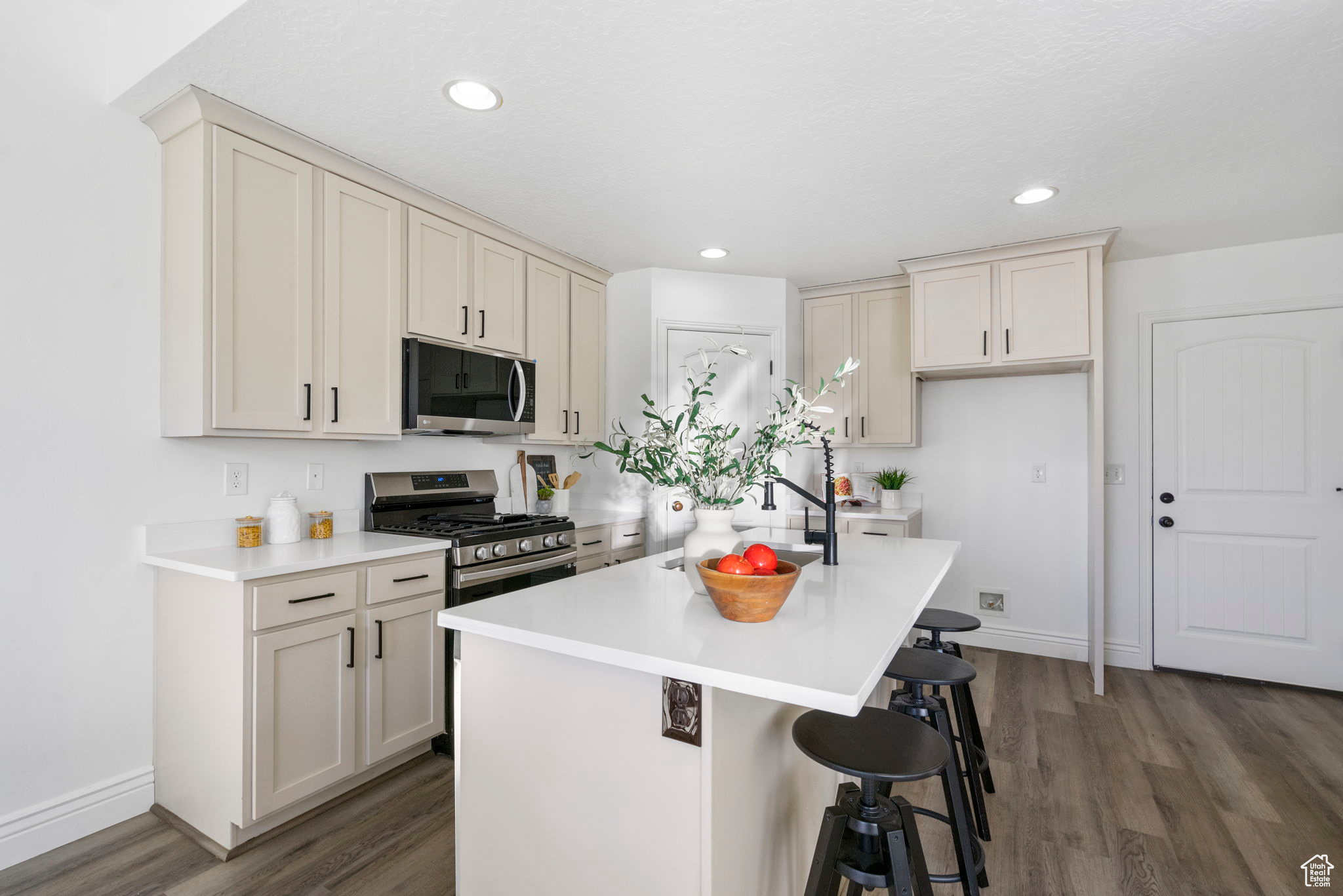 13062 S Padstow Ln, Herriman, Utah image 10