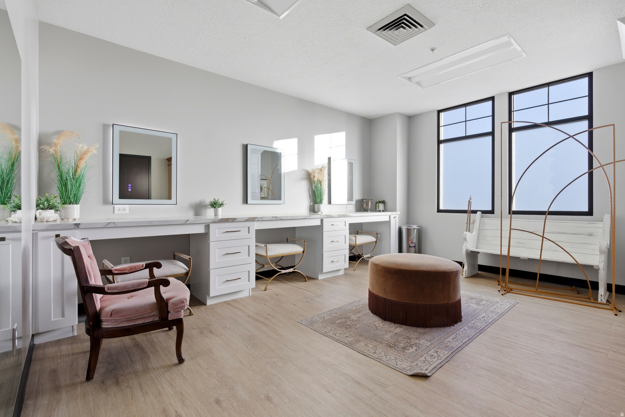 TRAILHEAD - Residential