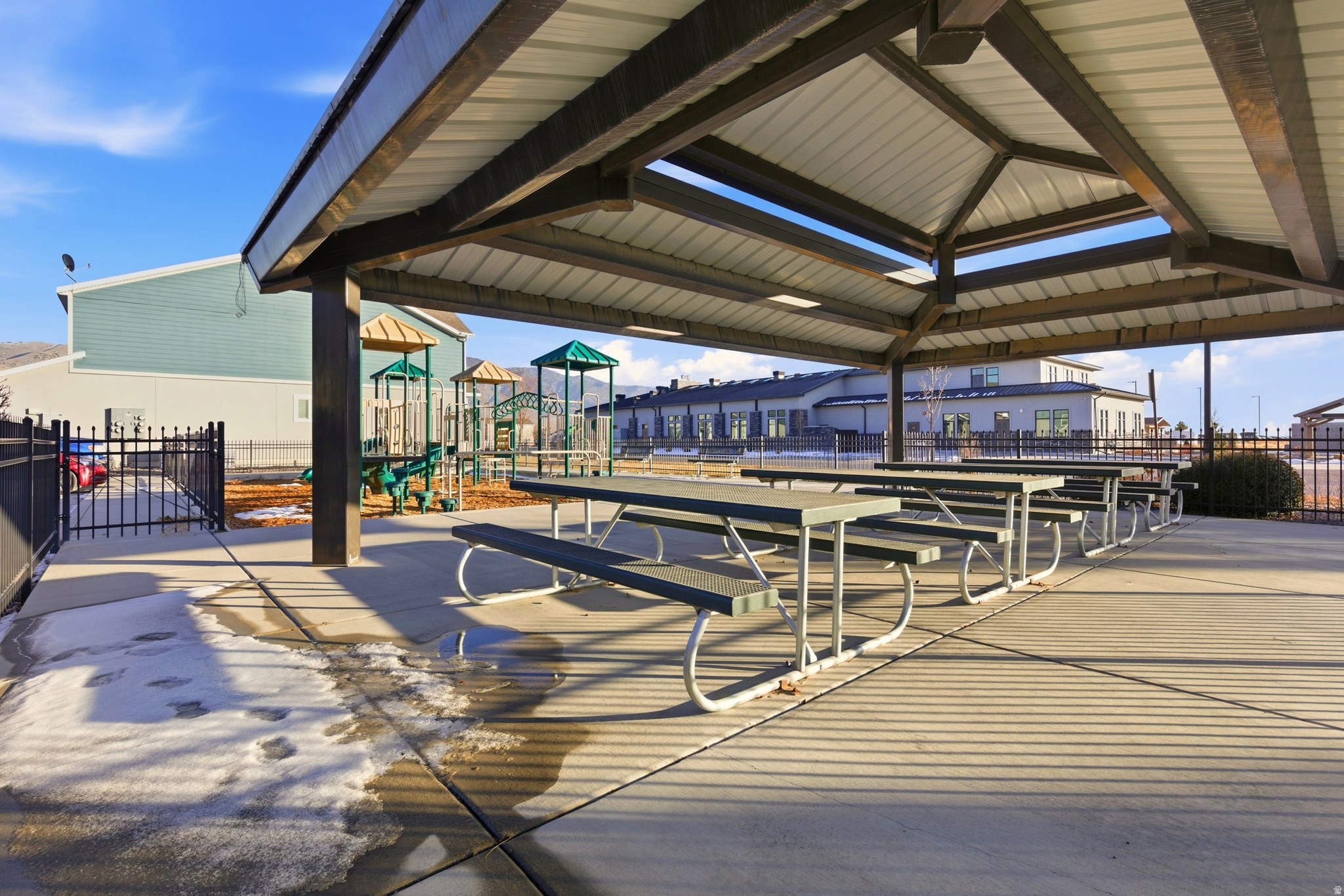 TRAILHEAD - Residential