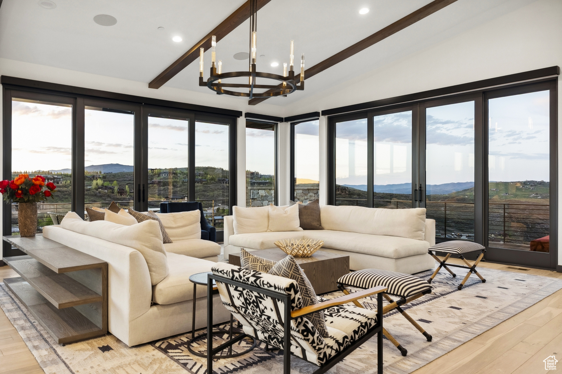 Park City, Utah 84098, United States, 4 Bedrooms Bedrooms, ,4 BathroomsBathrooms,Residential,Active,136277