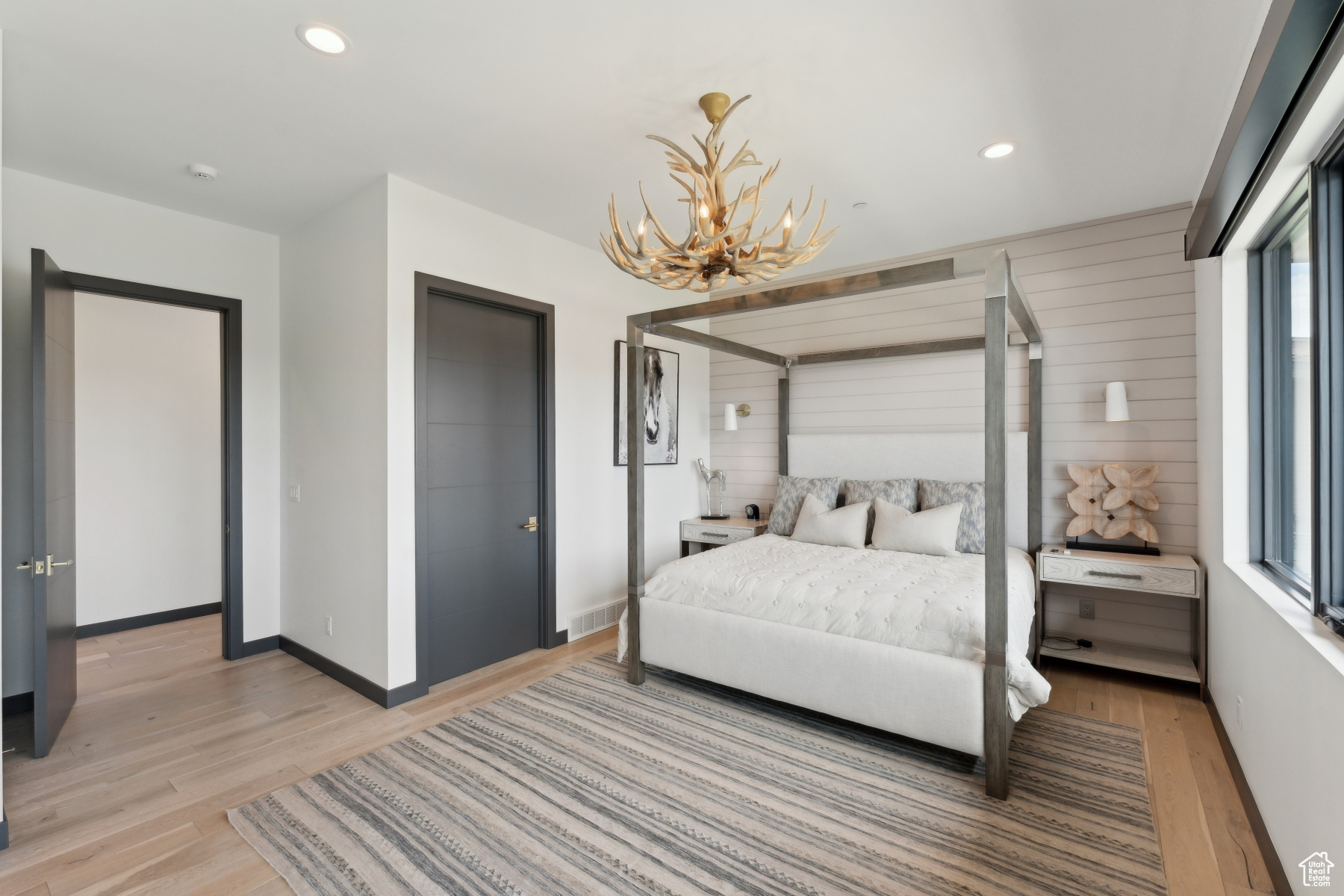 Park City, Utah 84098, United States, 4 Bedrooms Bedrooms, ,4 BathroomsBathrooms,Residential,Active,136277