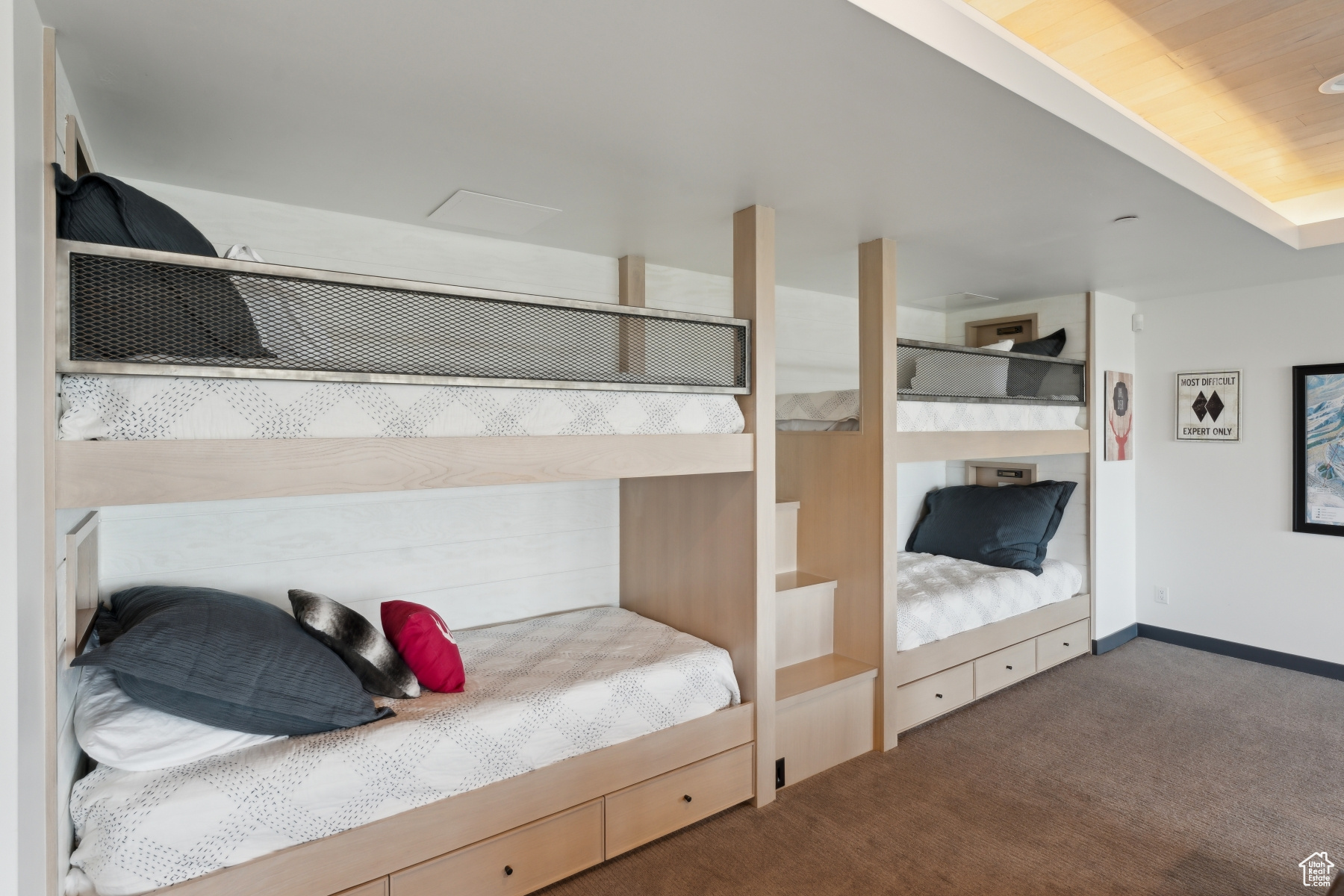 Park City, Utah 84098, United States, 4 Bedrooms Bedrooms, ,4 BathroomsBathrooms,Residential,Active,136277