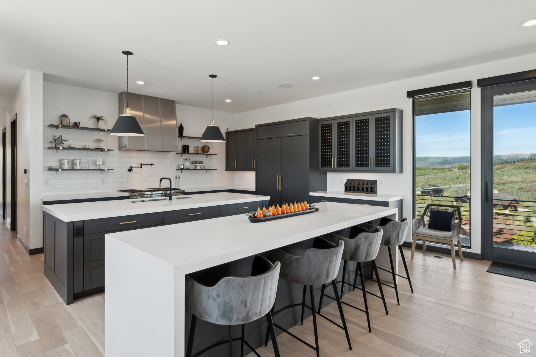 Park City, Utah 84098, United States, 4 Bedrooms Bedrooms, ,4 BathroomsBathrooms,Residential,Active,136277