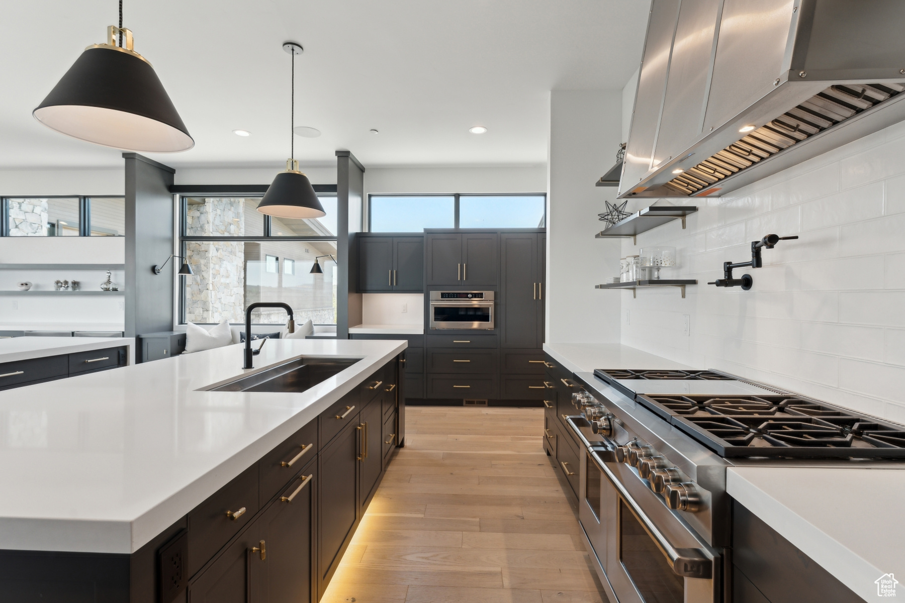 Park City, Utah 84098, United States, 4 Bedrooms Bedrooms, ,4 BathroomsBathrooms,Residential,Active,136277