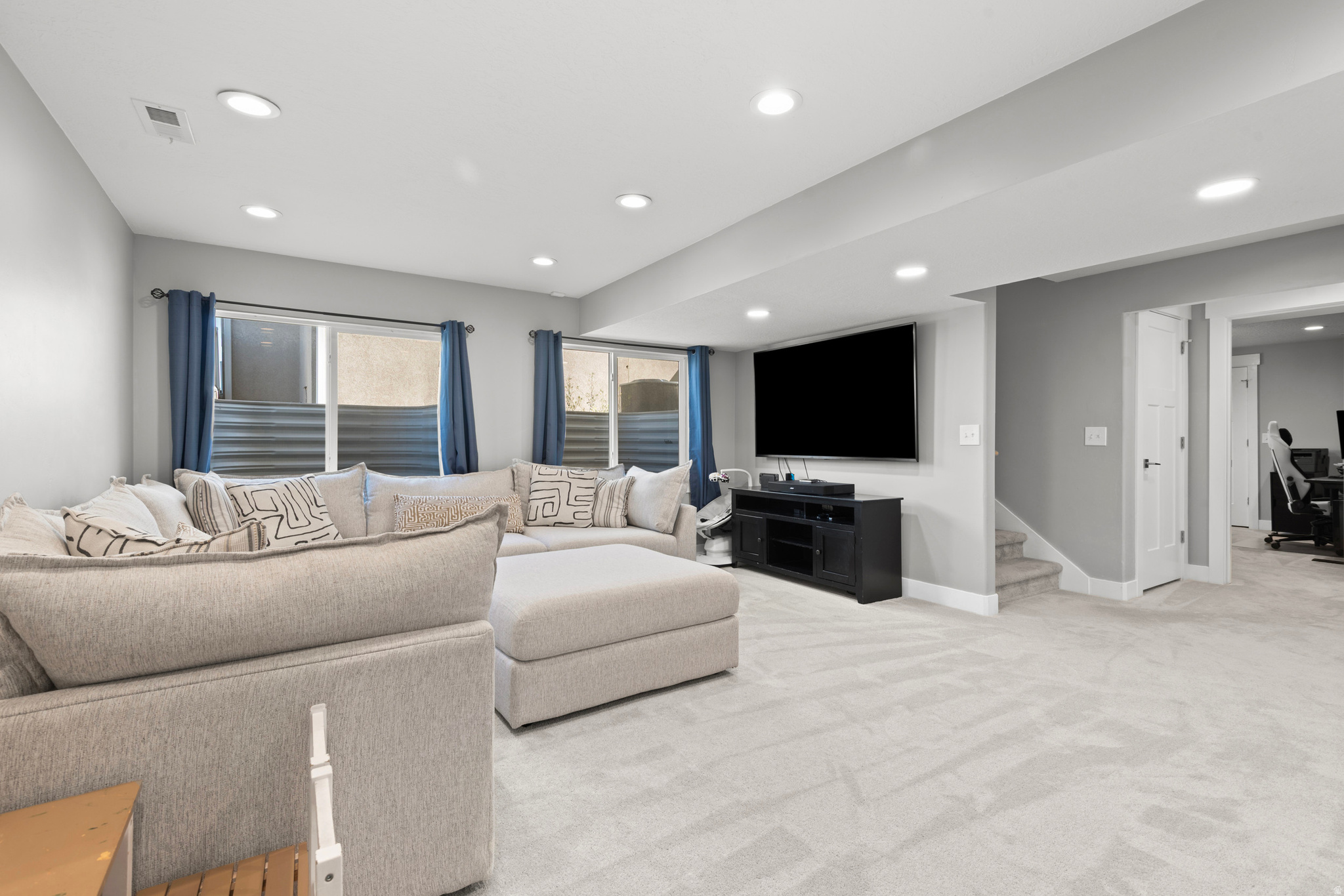 MOUNTAIN HEIGHTS AT ROSECREST - Residential