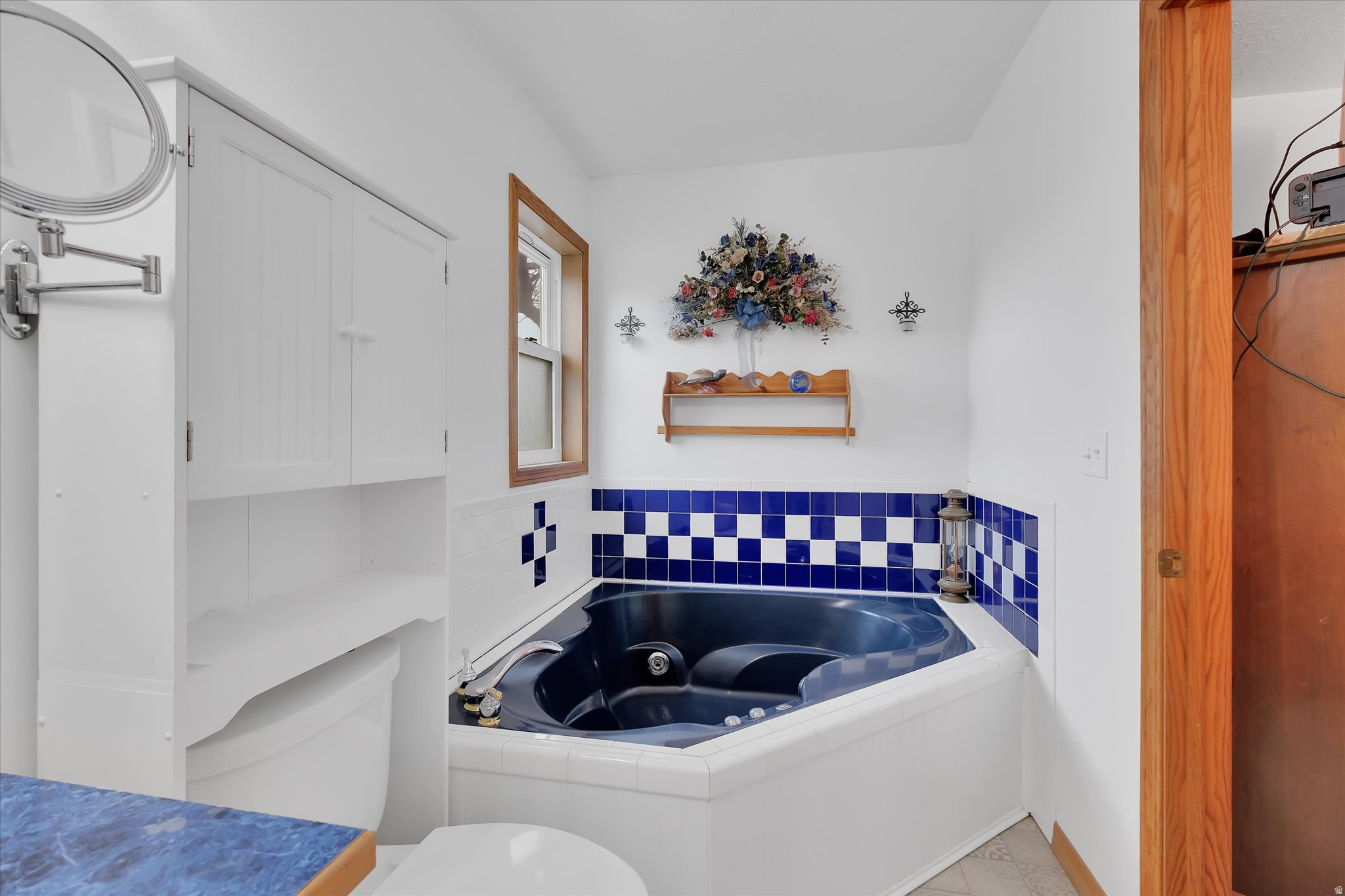 EQUESTRIAN ESTATES - Residential