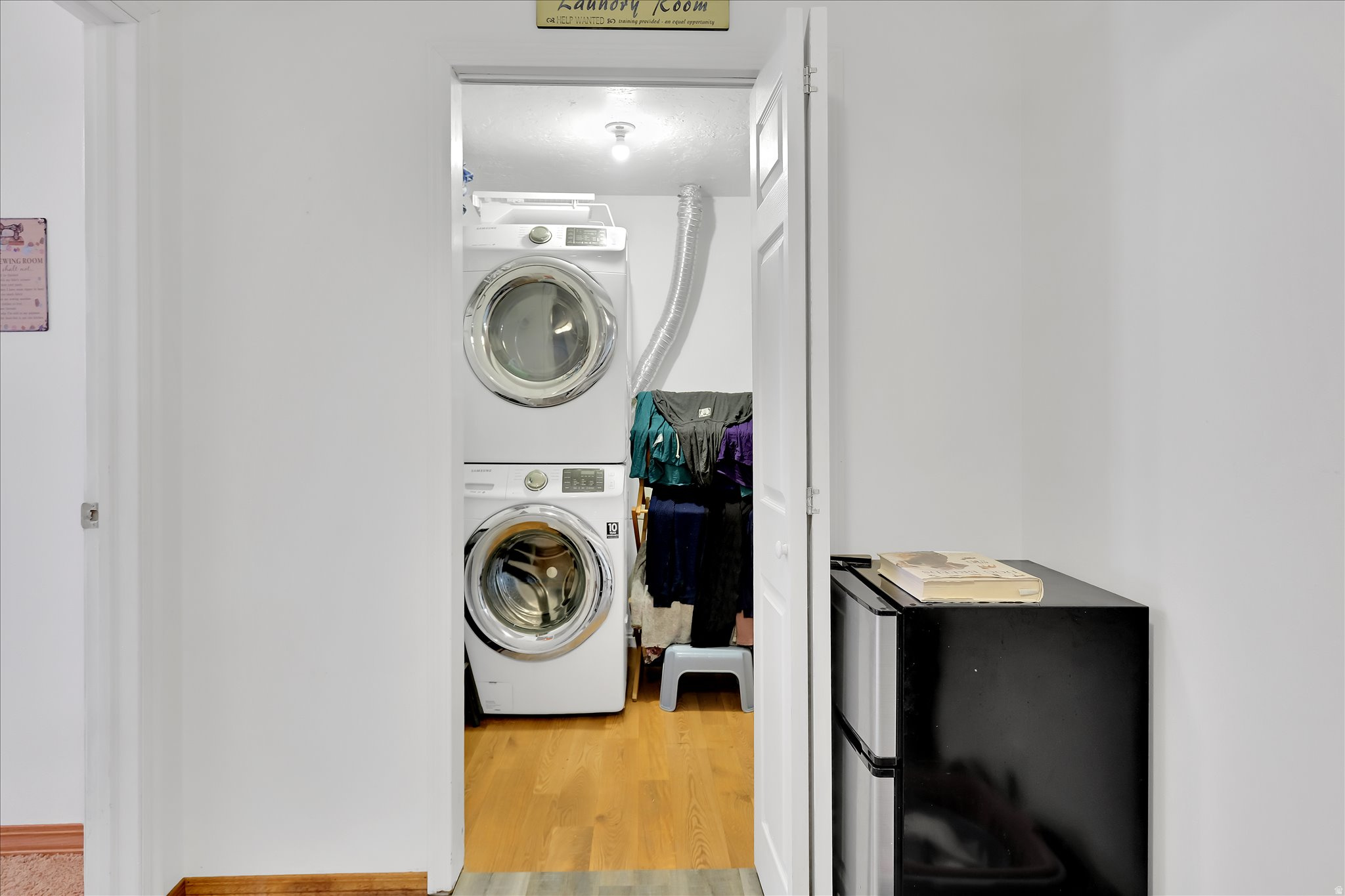 EQUESTRIAN ESTATES - Residential