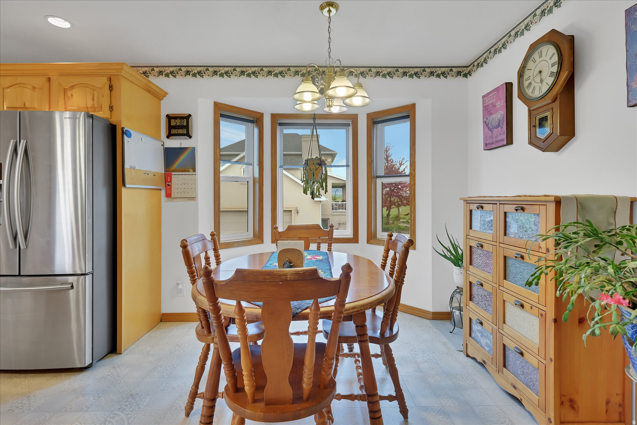 EQUESTRIAN ESTATES - Residential