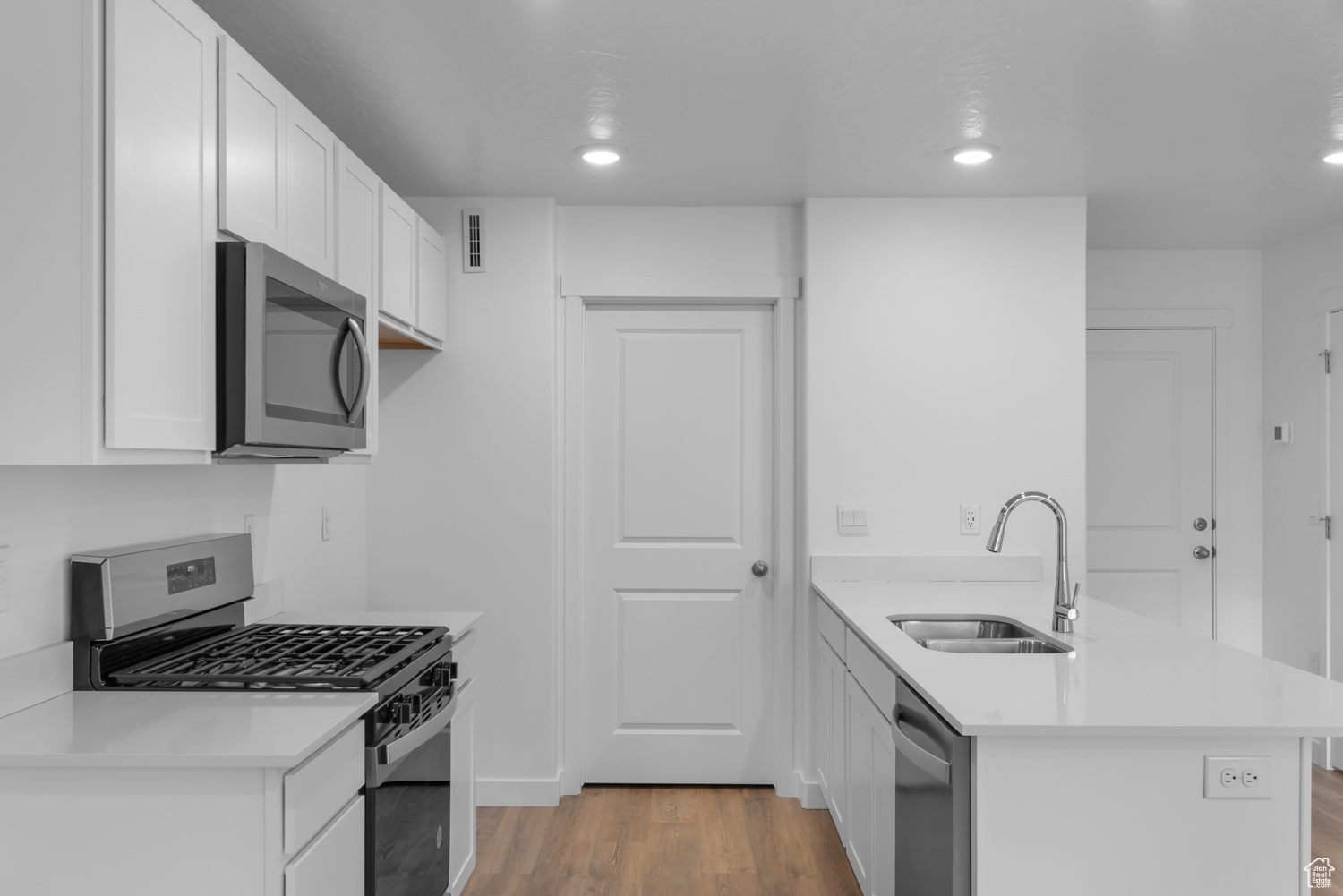 VIRIDIAN - Residential