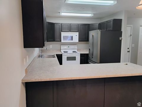 Tiny photo for 1205 E PRIVET DR. DR S #1-107, Cottonwood Heights, UT 84121 (MLS # 2061017)