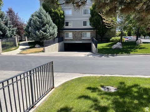 Tiny photo for 1205 E PRIVET DR. DR S #1-107, Cottonwood Heights, UT 84121 (MLS # 2061017)