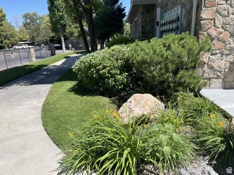 Tiny photo for 1205 E PRIVET DR. DR S #1-107, Cottonwood Heights, UT 84121 (MLS # 2061017)