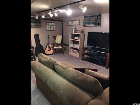 Tiny photo for 2423 S 2000 W, Syracuse, UT 84075 (MLS # 2146336)