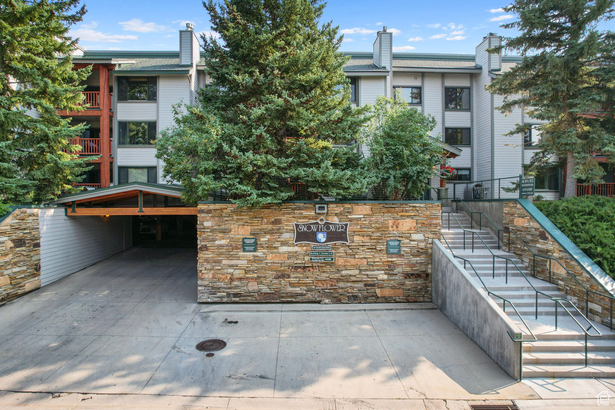 Park City, Utah 84060, United States, 3 Bedrooms Bedrooms, ,2 BathroomsBathrooms,Residential,Active,6598