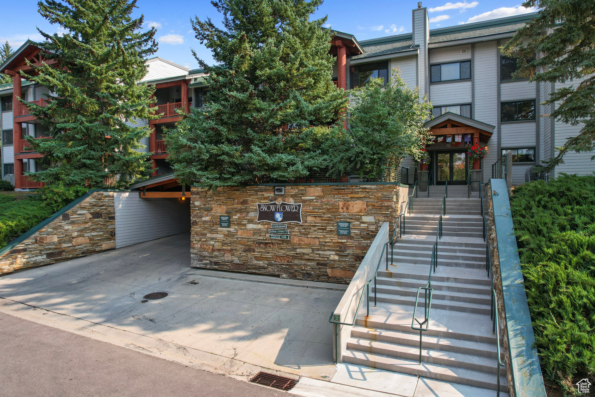 Park City, Utah 84060, United States, 3 Bedrooms Bedrooms, ,2 BathroomsBathrooms,Residential,Active,6598