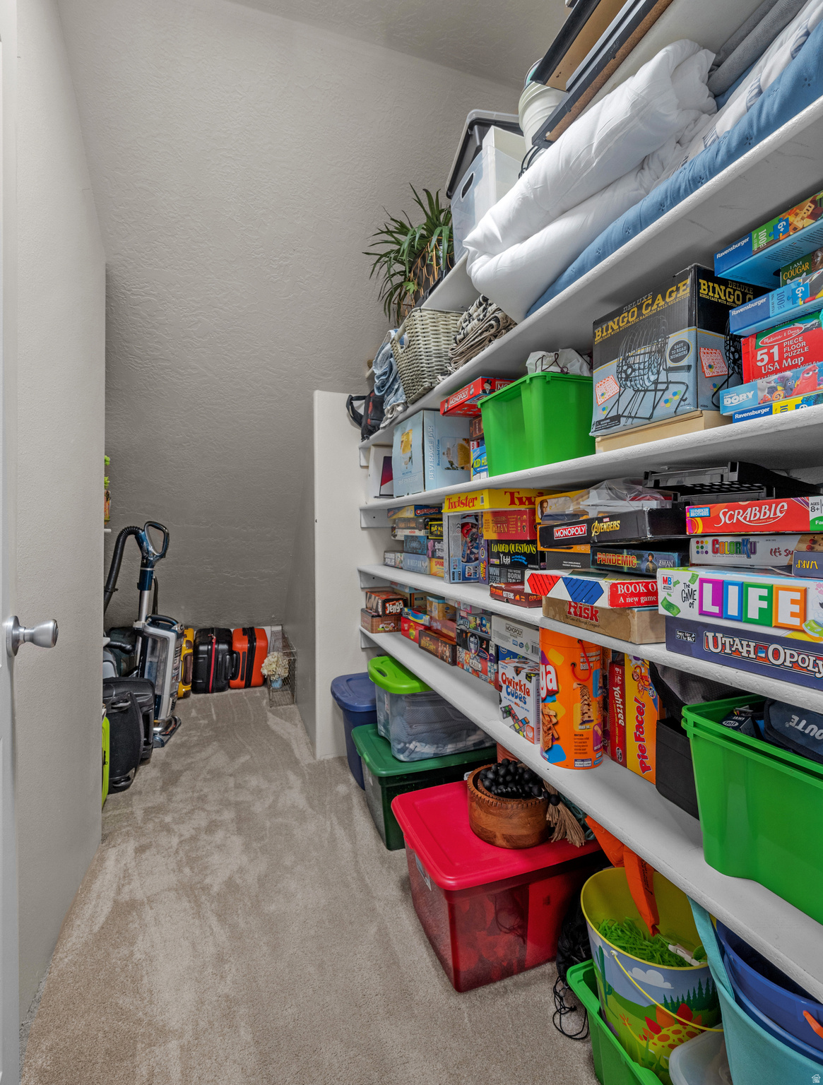 NORTH LAKE - Residential