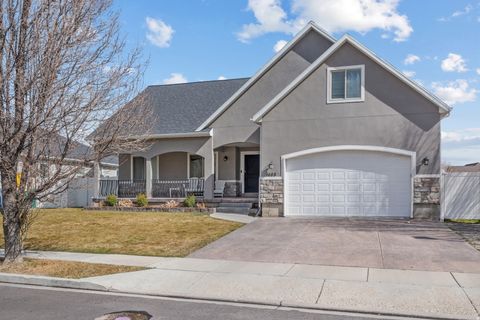 Tiny photo for 1685 S 825 W, Lehi, UT 84043 (MLS # 2141749)