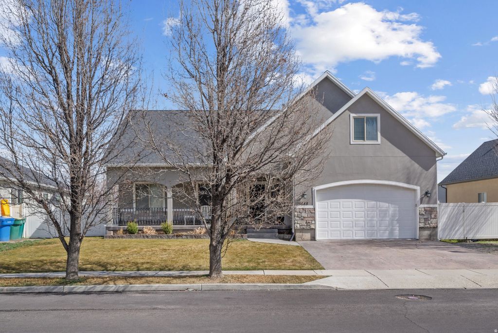 Photo of 1685 S 825 W, Lehi, UT 84043 (MLS # 2141749)