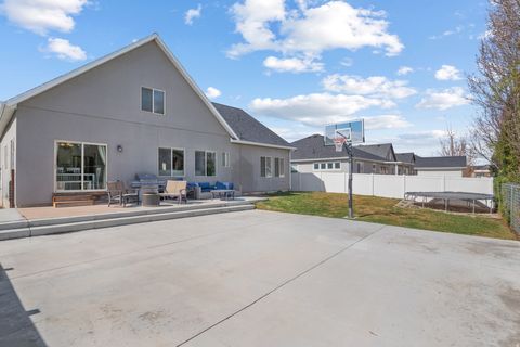 Tiny photo for 1685 S 825 W, Lehi, UT 84043 (MLS # 2141749)