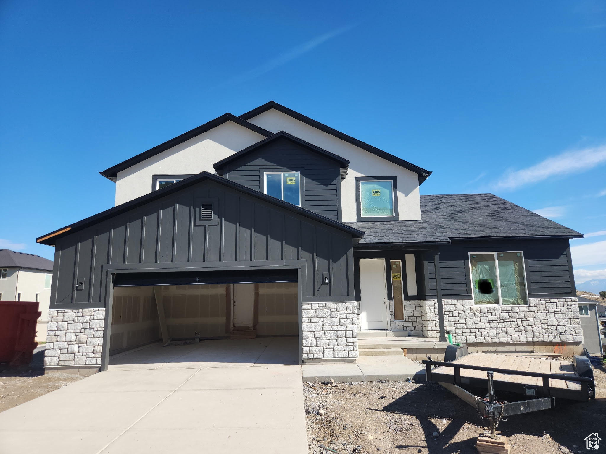 SKYLINE RIDGE - Residential