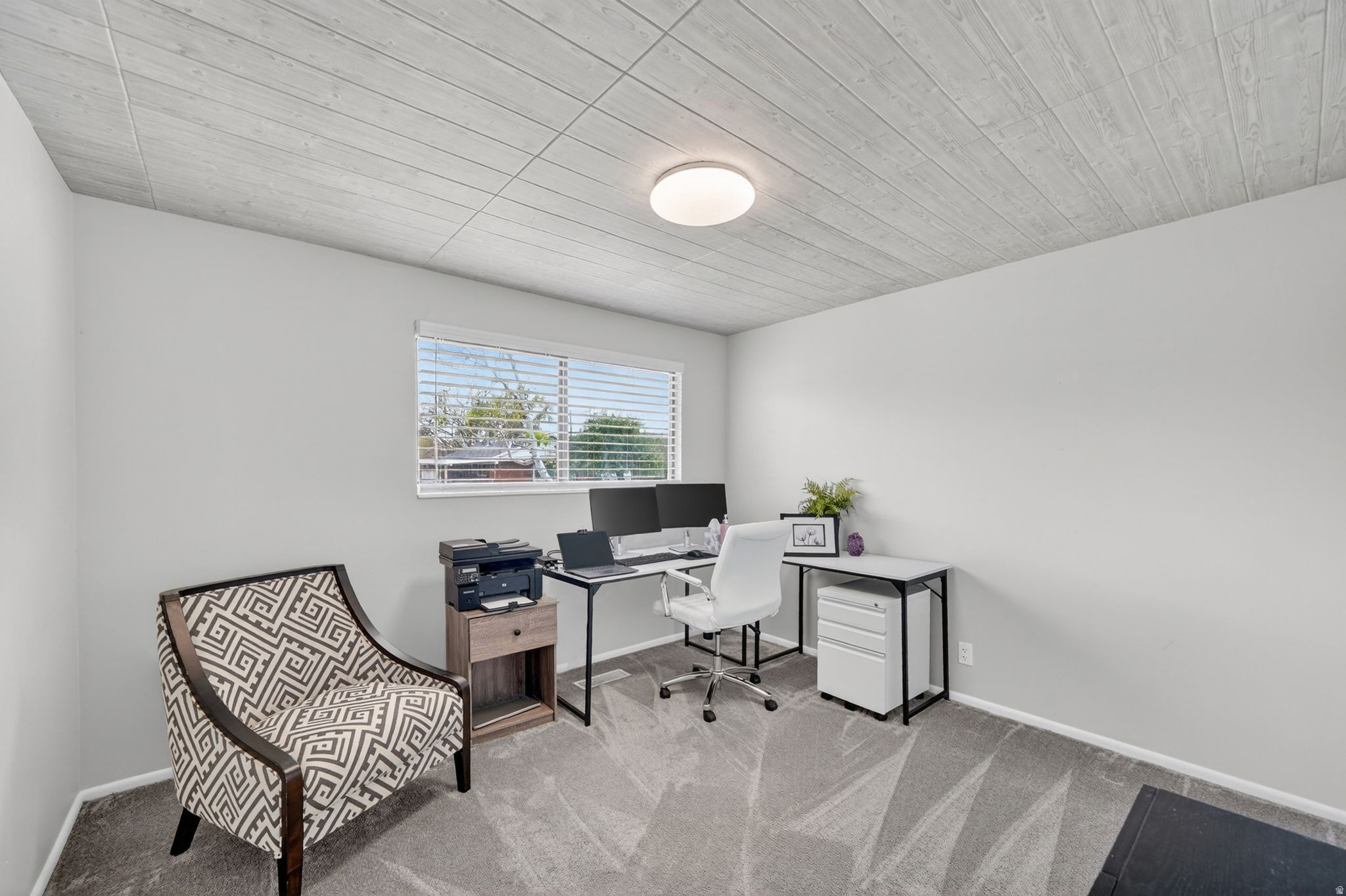 WHITE CITY - Residential