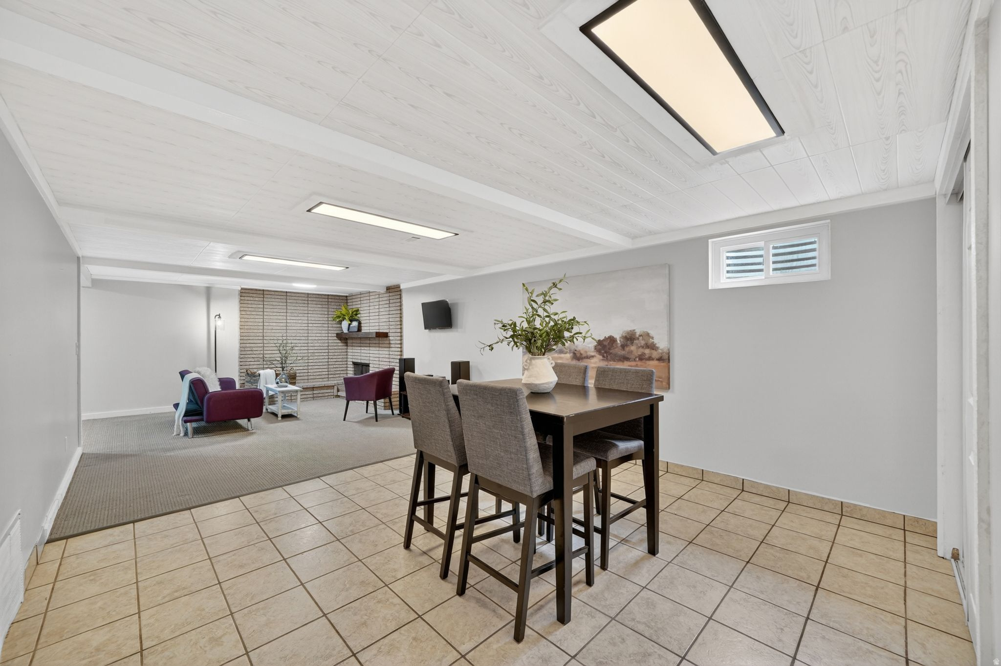 WHITE CITY - Residential