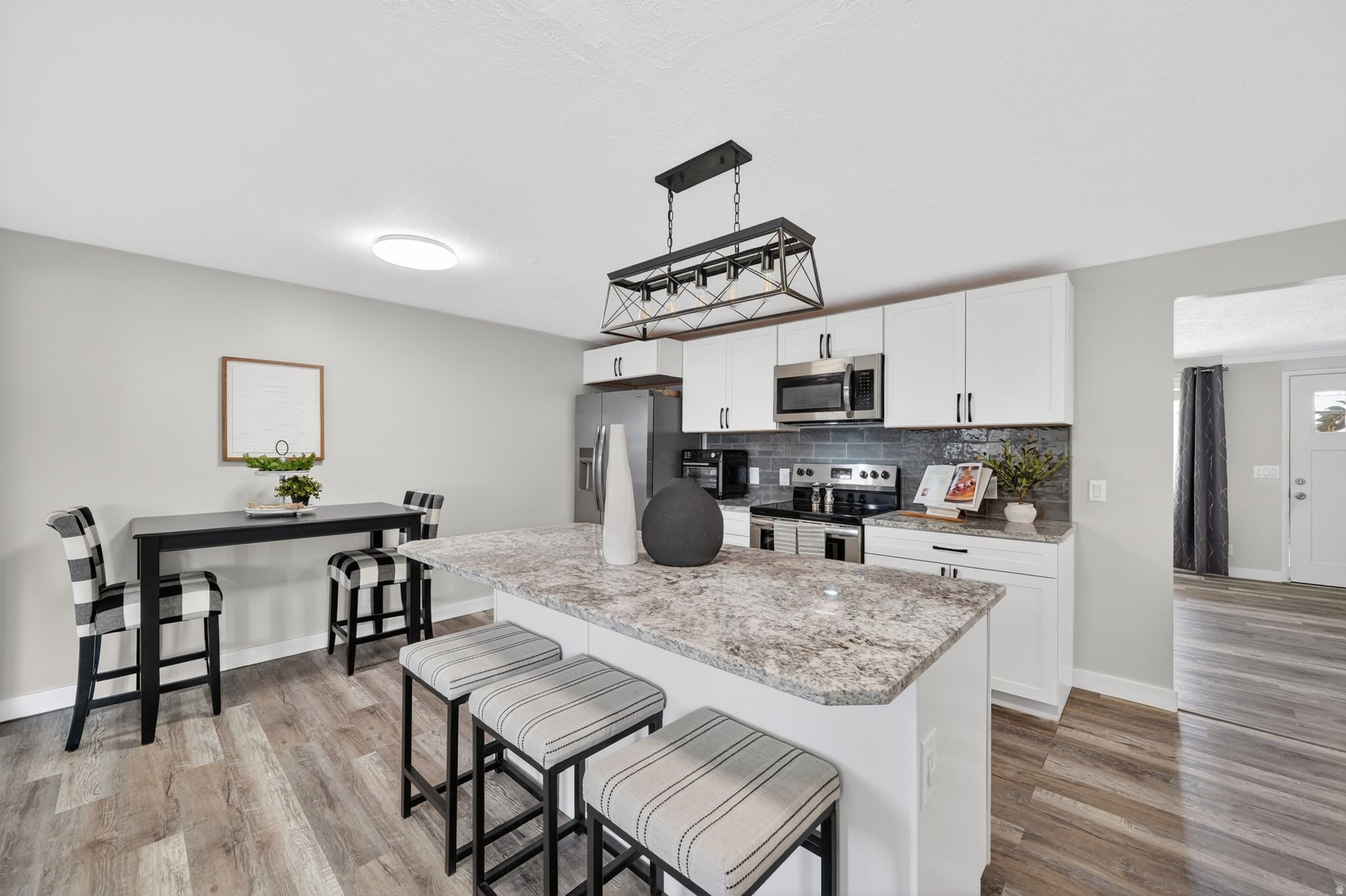 WHITE CITY - Residential