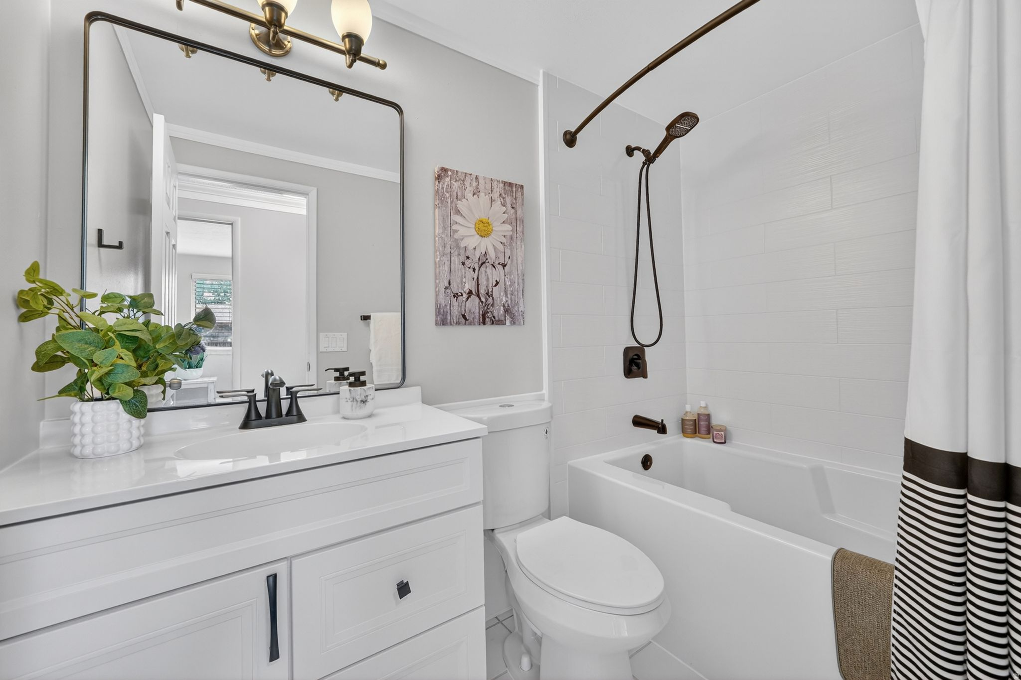 WHITE CITY - Residential