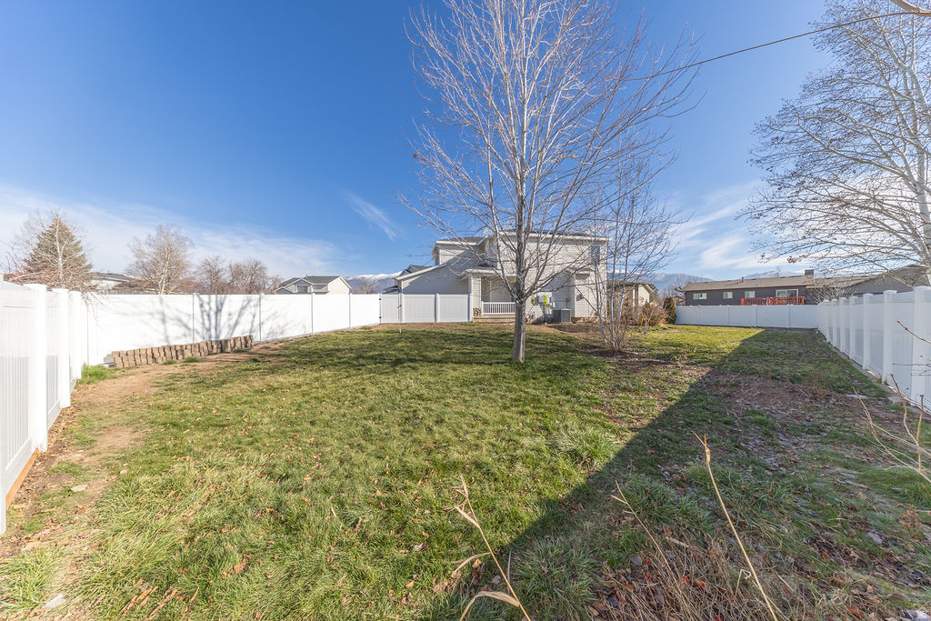 HERITAGE FIELDS - Residential