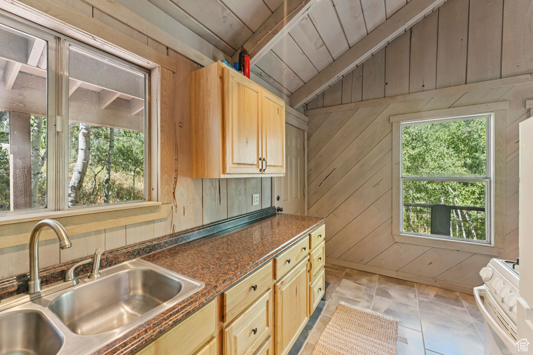 TIMBER LAKES - Residential