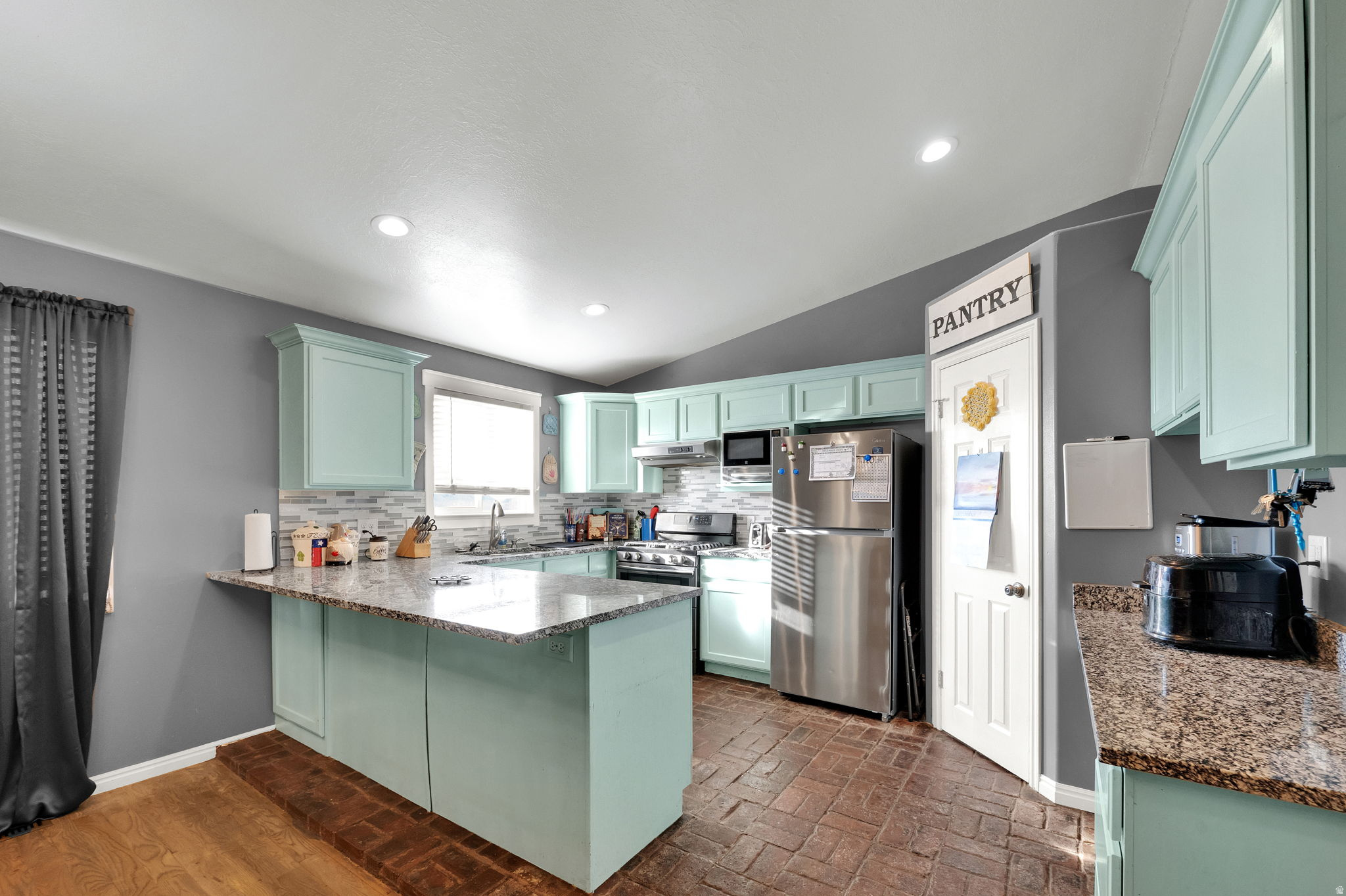 ANTELOPE RIDGE ESTATES - Residential