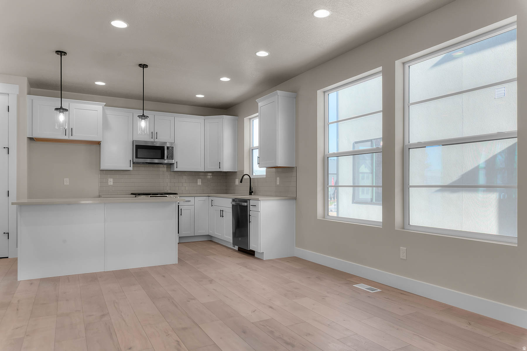 BIG WILLOW CREEK COTTAGE 903 - Residential