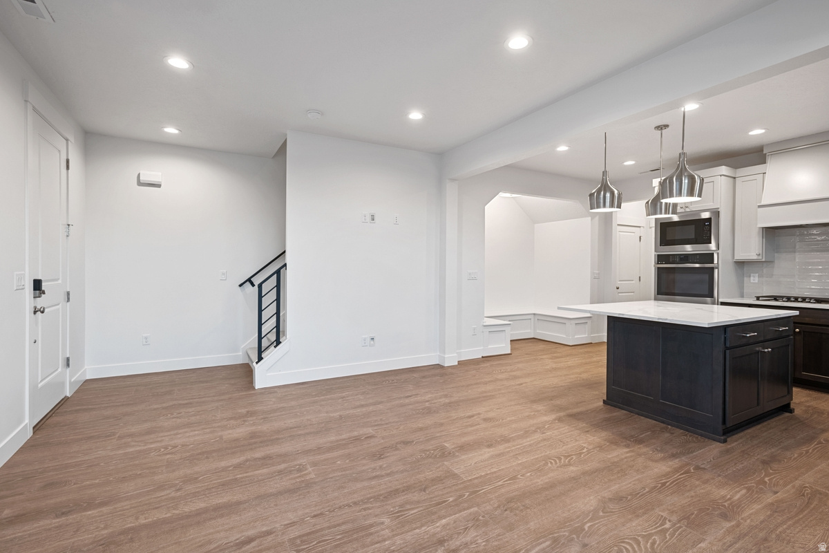 DAYBREAK - Residential