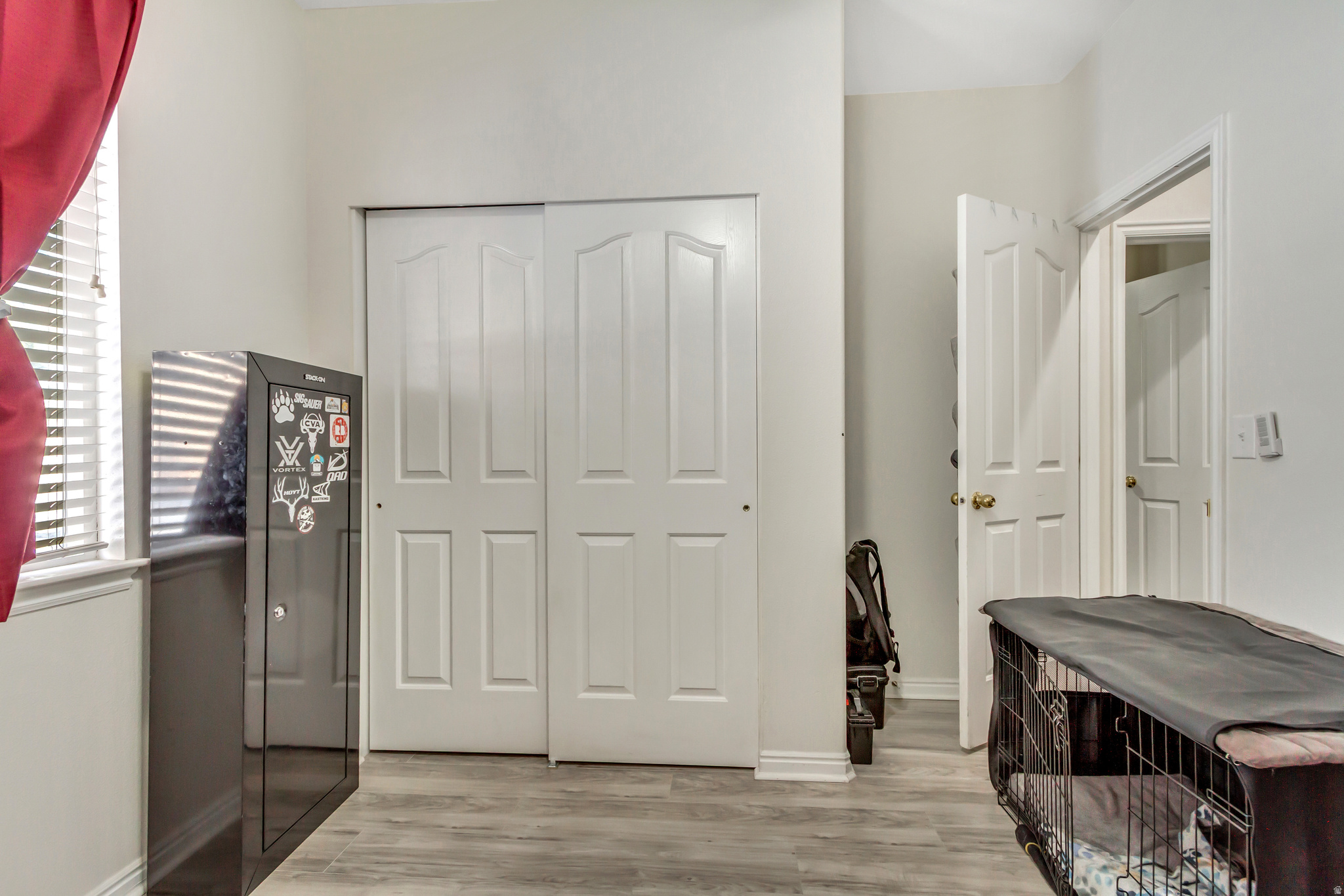 TOWNS AT HUNTER VILLAGE - Residential