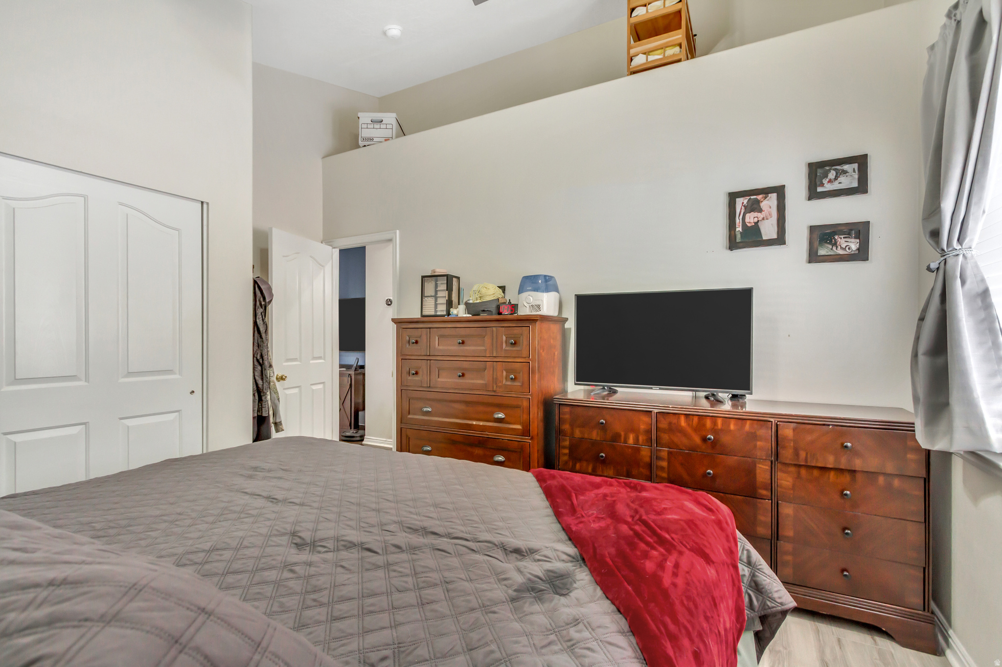 TOWNS AT HUNTER VILLAGE - Residential