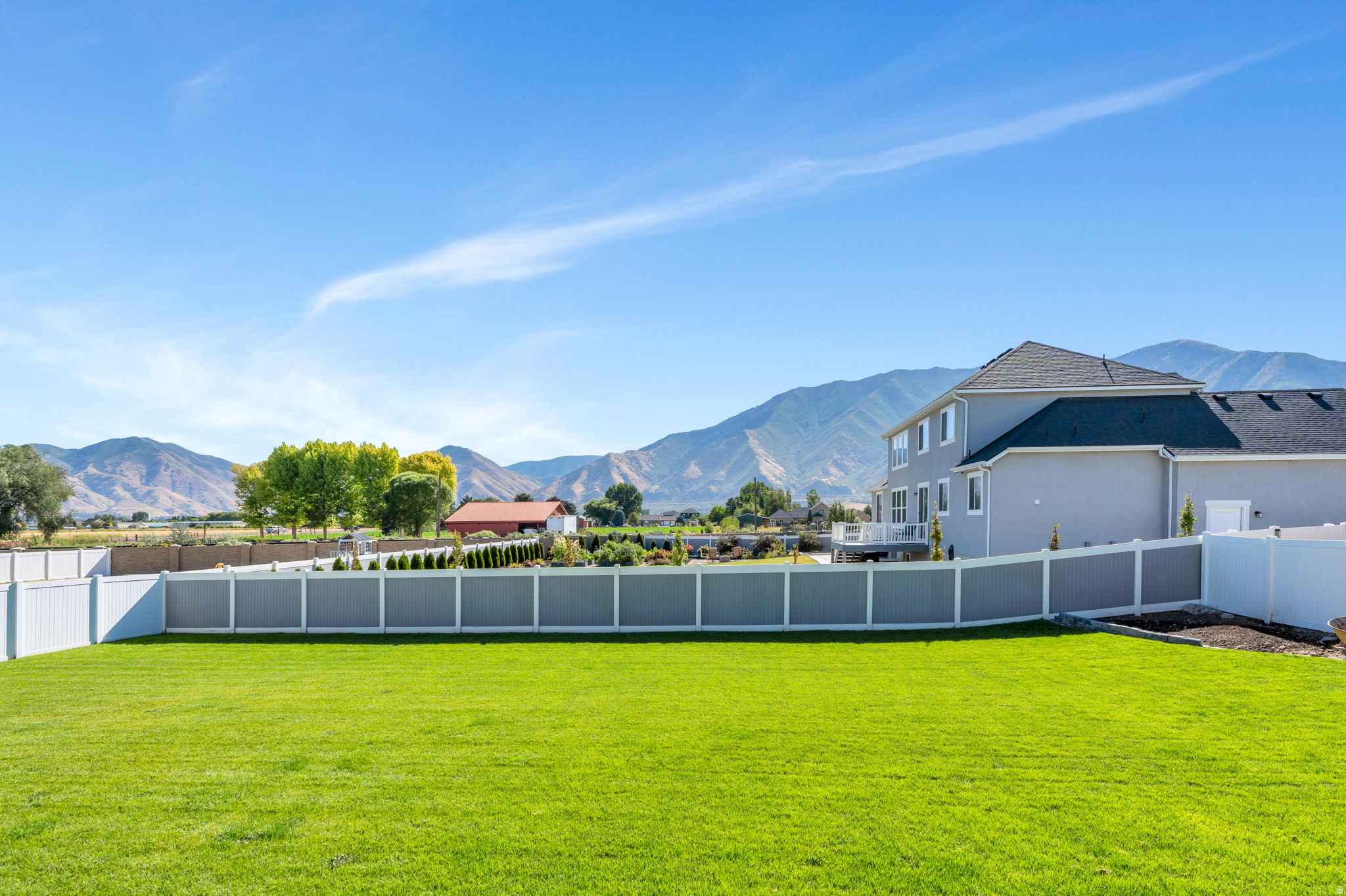 MAPLE MOUNTAIN ESTATES - Residential Lease