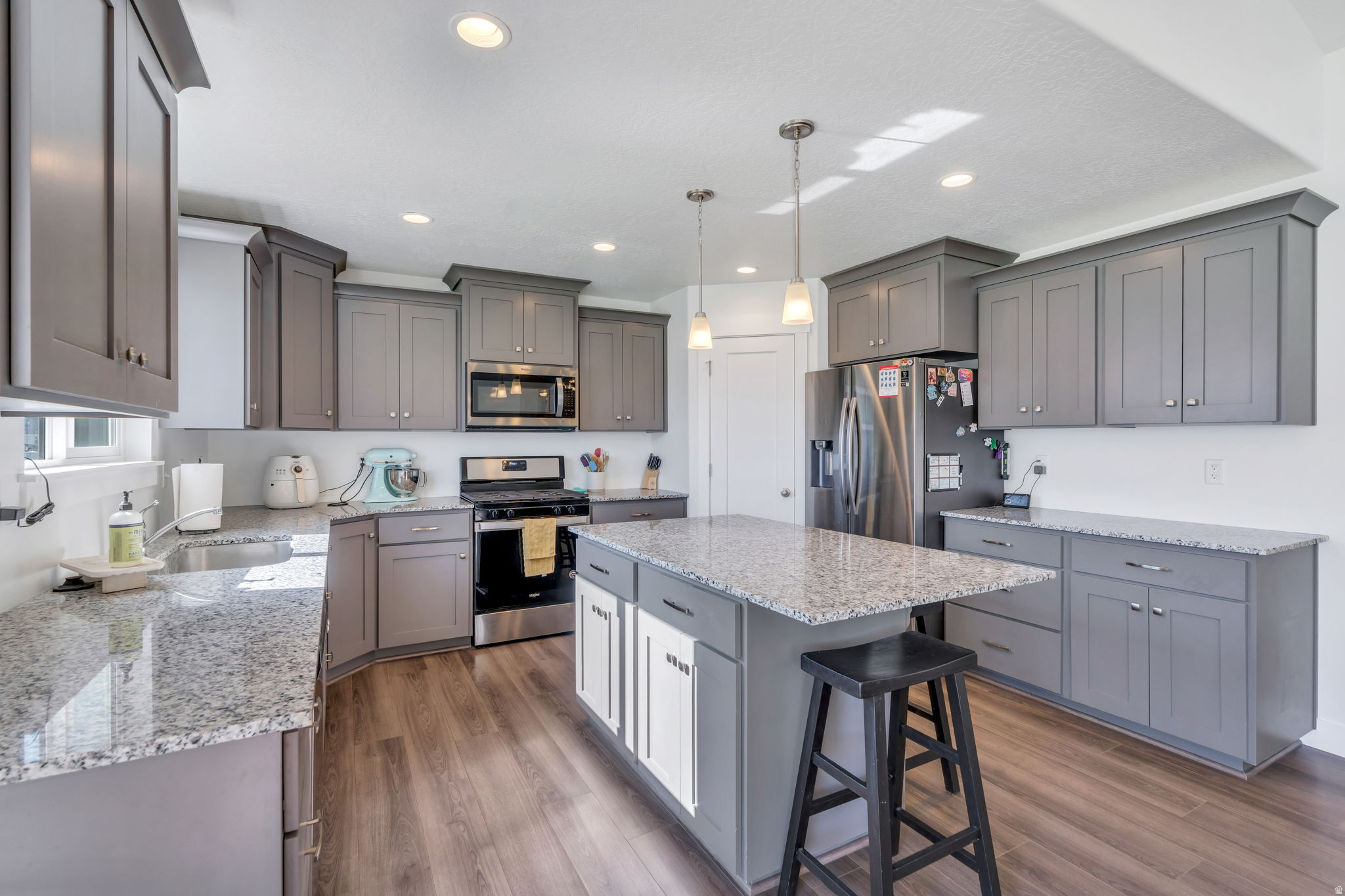 MAPLE MOUNTAIN ESTATES - Residential Lease