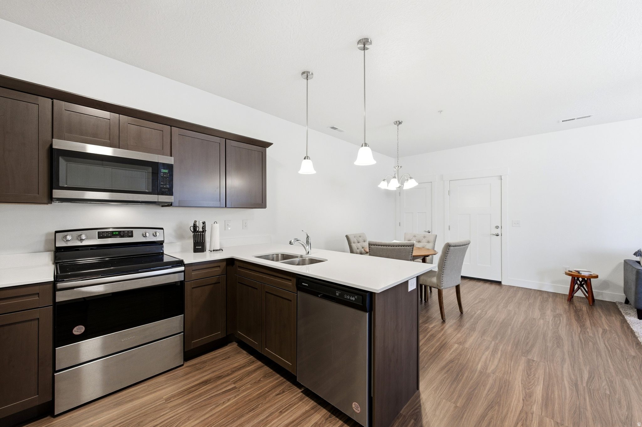 GARDNER POINT - Residential