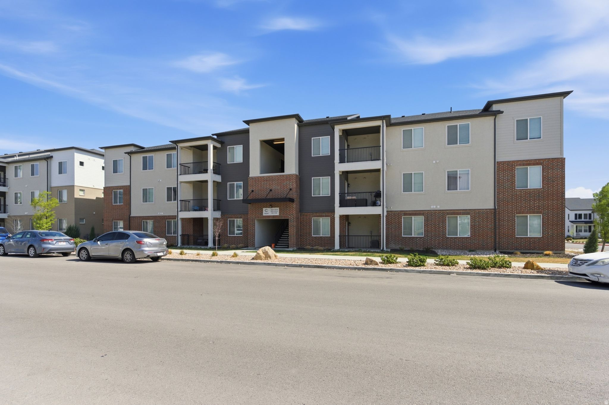 GARDNER POINT - Residential