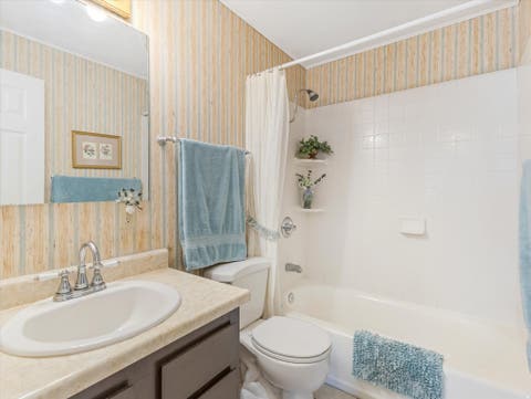 Tiny photo for 62 W LESTER AVE S #J-27, Murray, UT 84107 (MLS # 2174761)