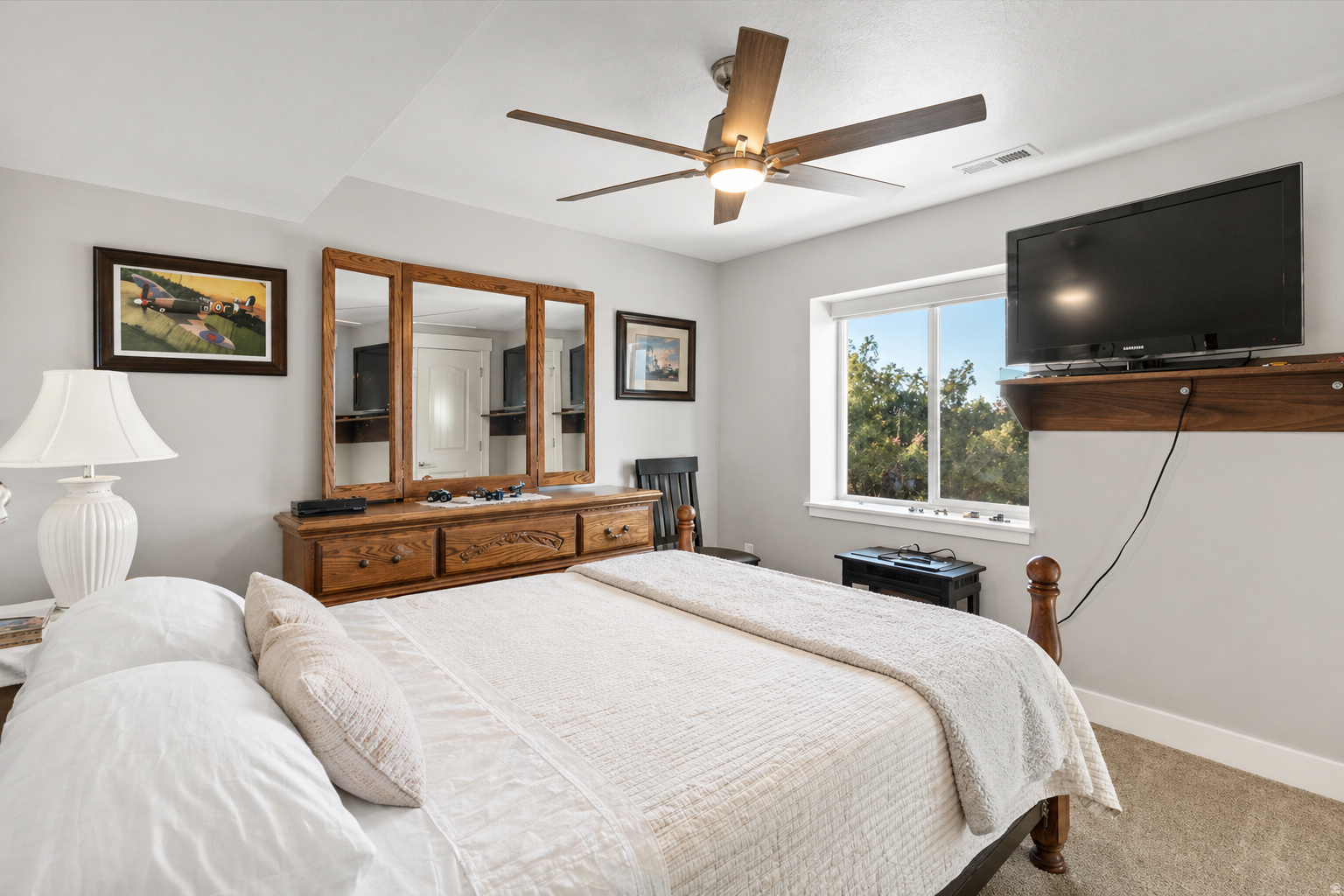 WHISPERING PINES - Residential