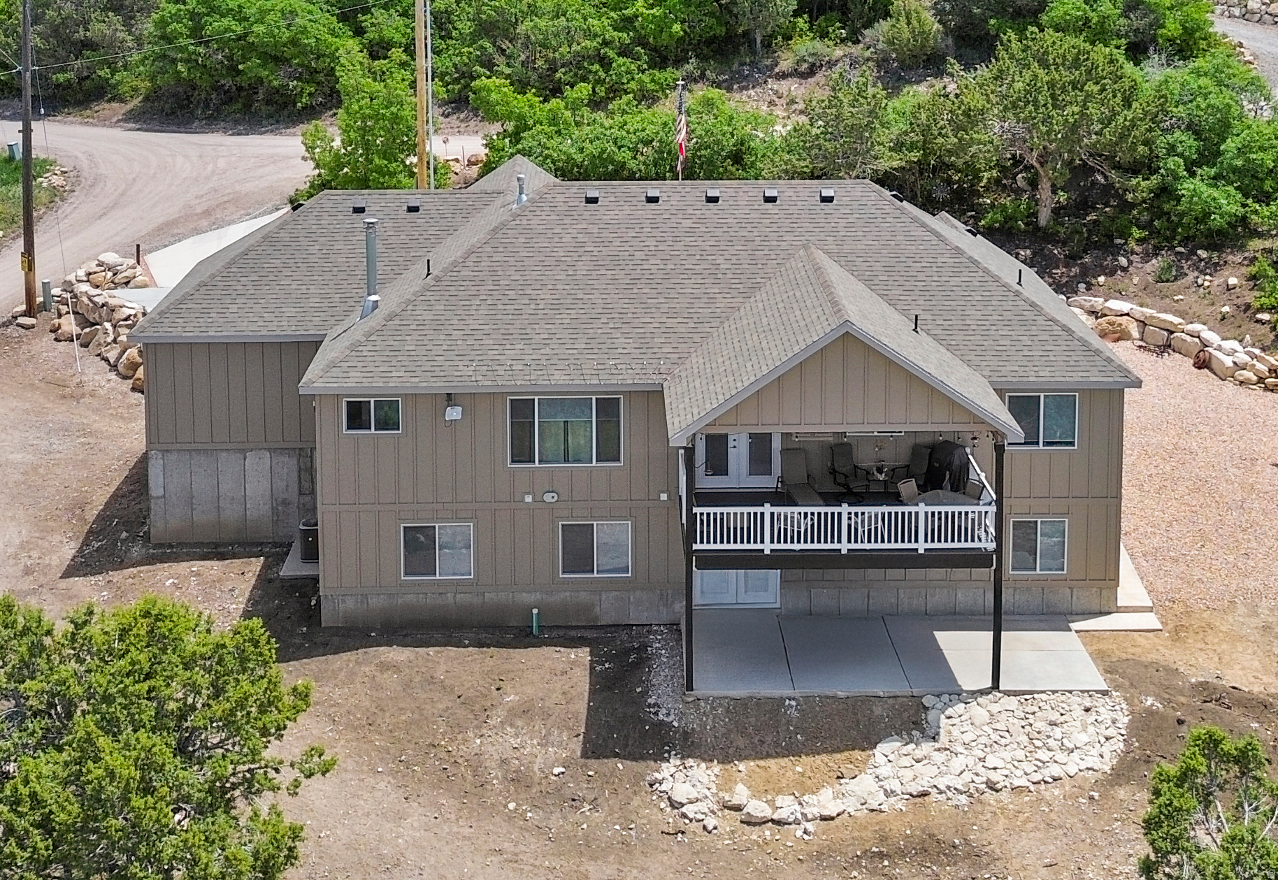 WHISPERING PINES - Residential