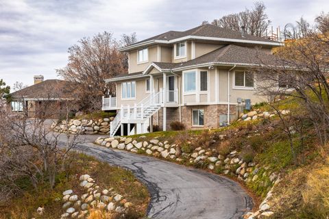 Tiny photo for 1483 E MAPLE HILLS DR, Bountiful, UT 84010 (MLS # 2125433)