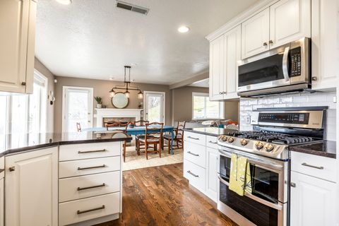 Tiny photo for 1483 E MAPLE HILLS DR, Bountiful, UT 84010 (MLS # 2125433)