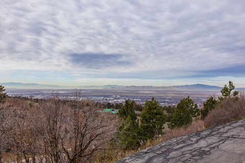 Tiny photo for 1483 E MAPLE HILLS DR, Bountiful, UT 84010 (MLS # 2125433)