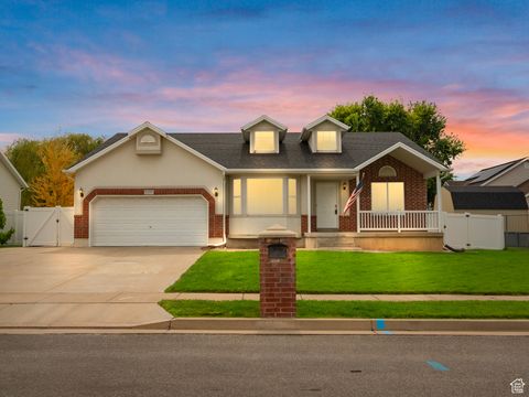 Photo of 1197 W 1580 N, Clinton, UT 84015 (MLS # 2108828)