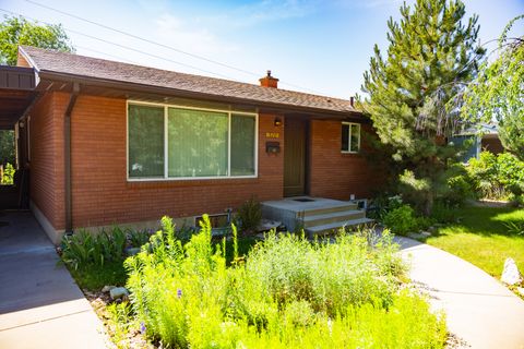 Photo of 320 S 1100 E, Springville, UT 84663 (MLS # 2166395)